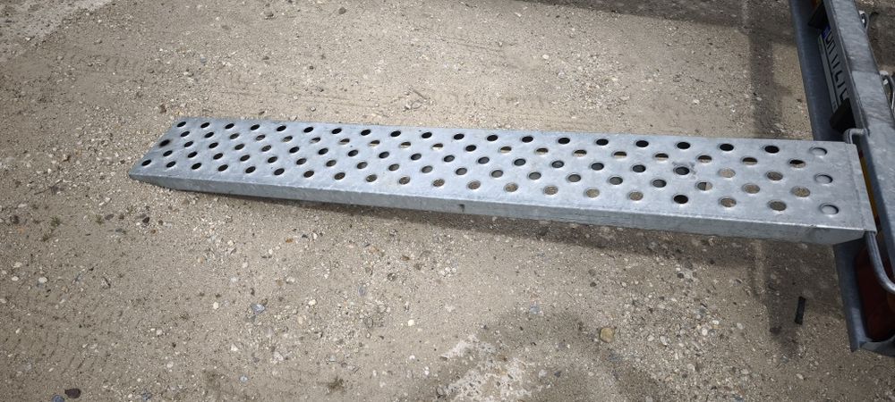 Стоманени пътеки рампи стават за багерчета и д-р.