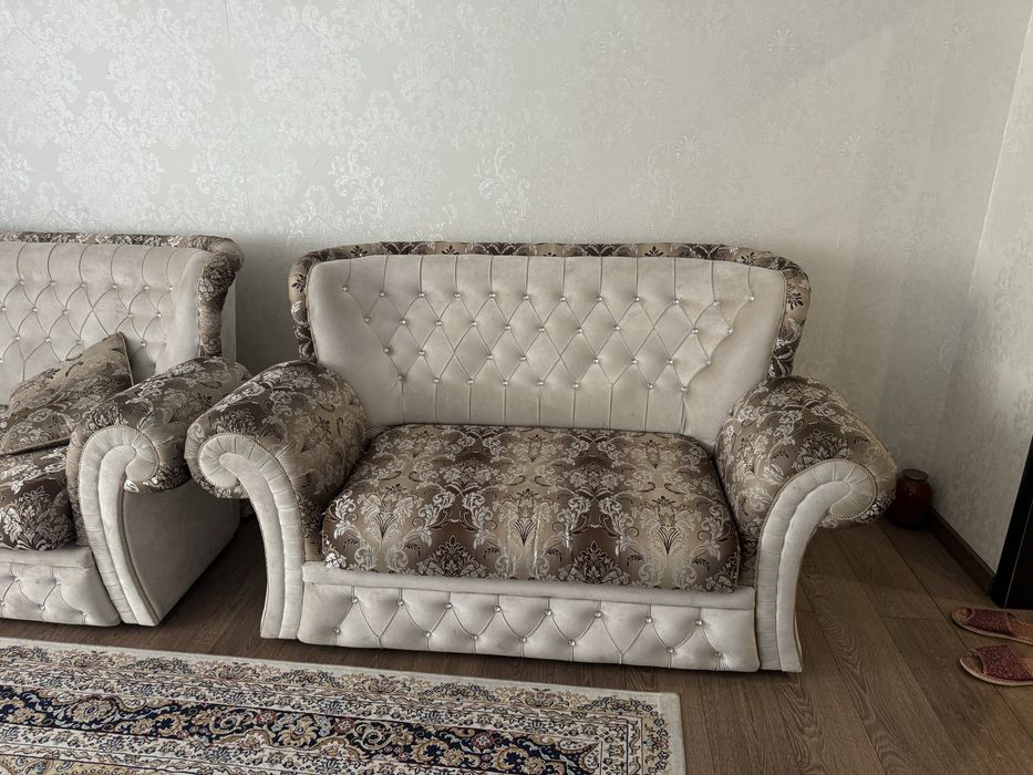 Продаю диван + диван кресло.