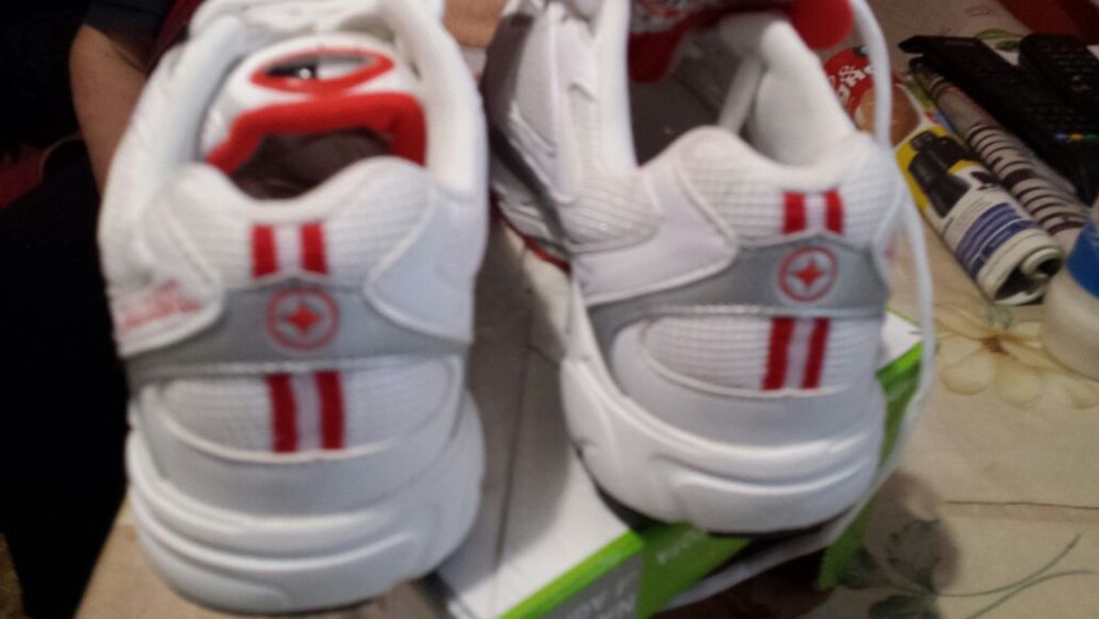 Spalding маратонки 36