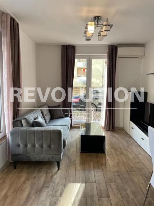 Двустаен апартамент  в гр.Варна, Победа!