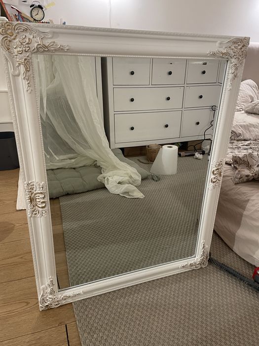 Oglinda jysk nou nefolosit