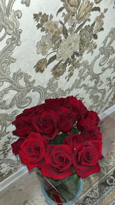 роза цветы метровый