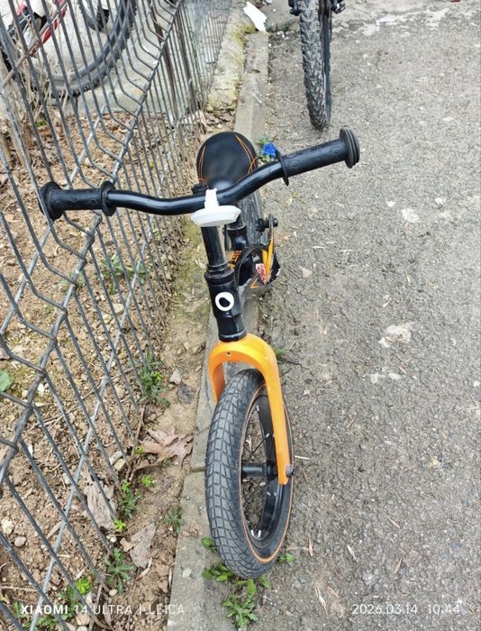 Bicicletă fără pedale Lionelo Bart Air 12” – roți gonflabile, copii 2–5 ani, cadru magneziu