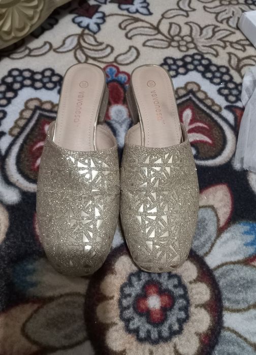 Келинлар тошли ойок кийими