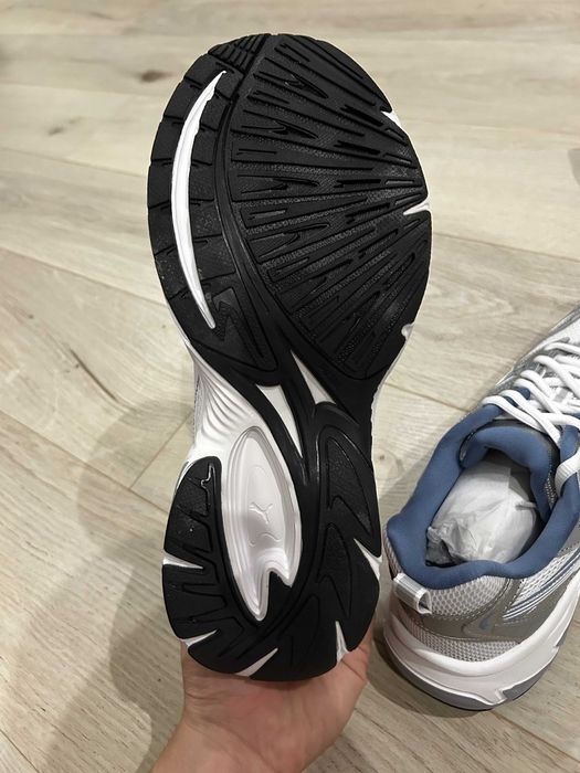 Маратонки Puma Morphic номер 44.5