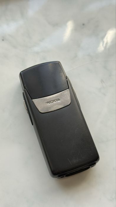 Nokia 8910i в хорошем состоянии