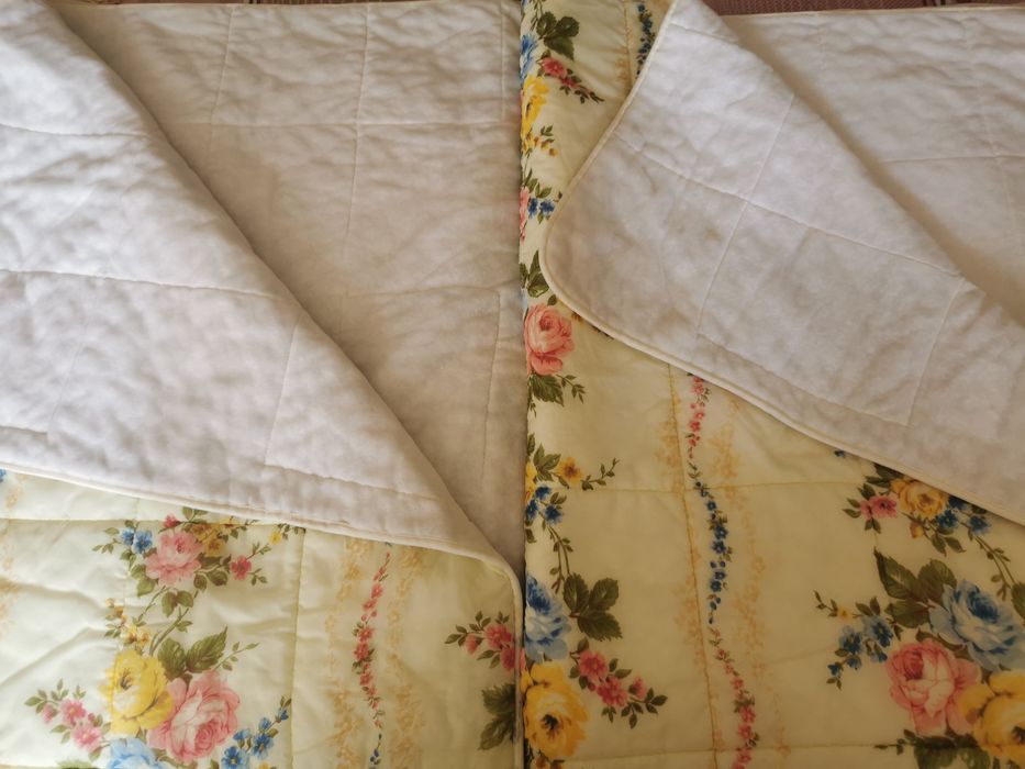 Покривало за легло, шалте(два броя)