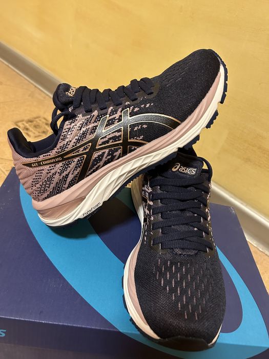 Дамски маратонки ASICS GEL-Cumulus