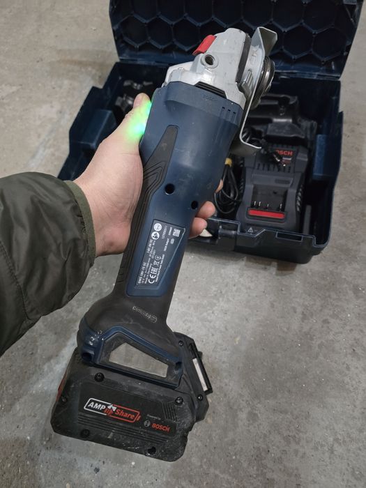 Bosch GWS 18V-15SC 1500w