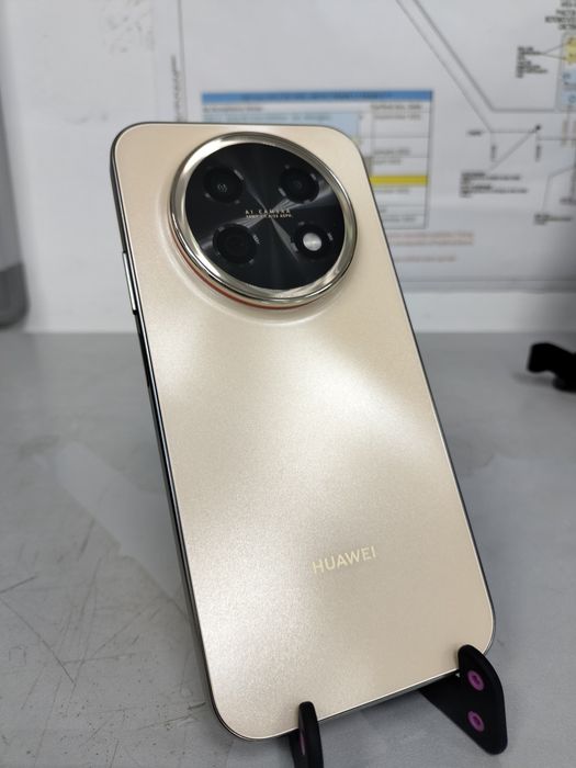 Продам Huawei nova 15 max на гарантии