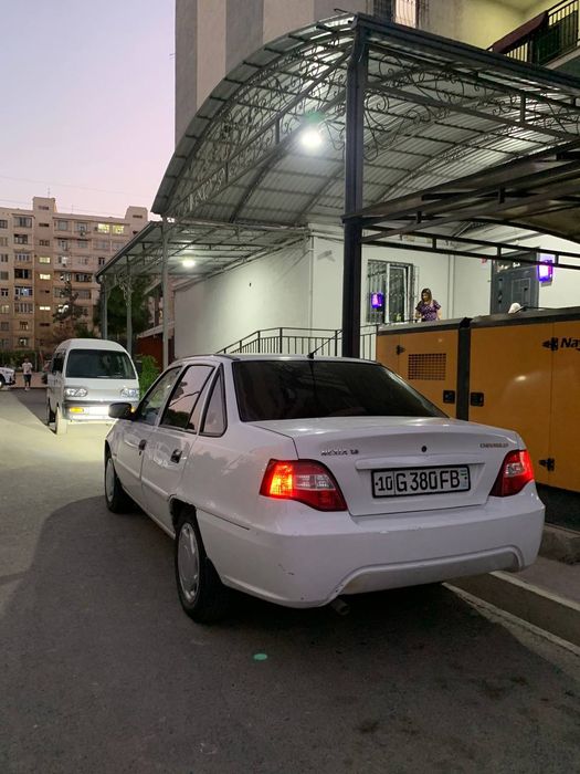 Nexia 2 1.6 donc Super gaz benzin