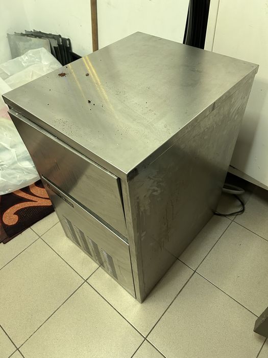 Ледогенератор Master Frost M.400 за части