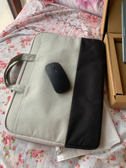 Asus vivobook sotiladi