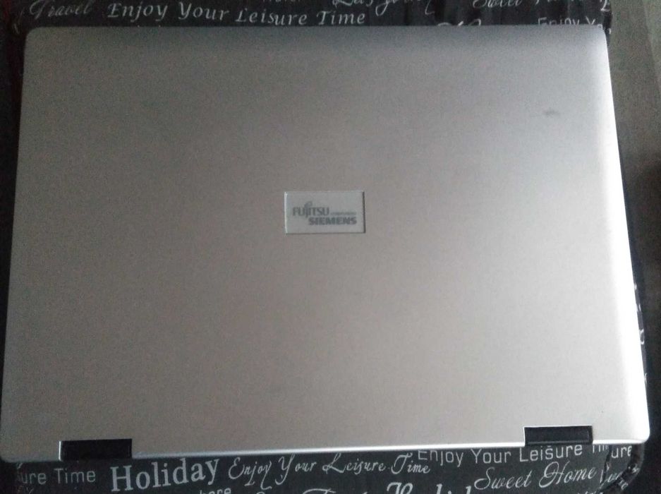 Лаптоп Fujitsu Siemens Amilo Li 2735  15,4-инча