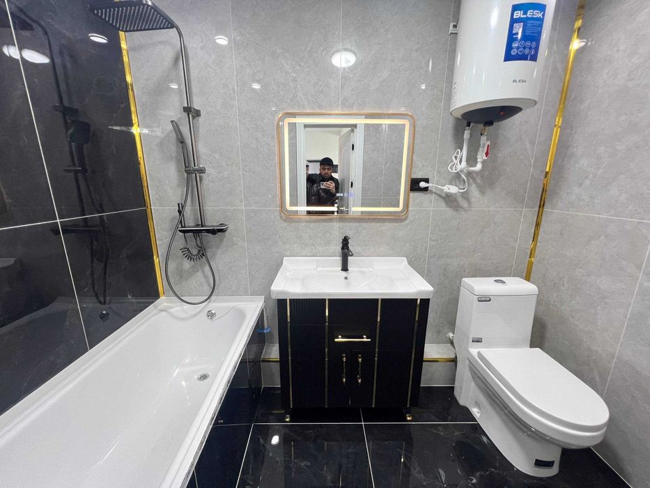 kvartira uy xonadon sotiladi 3 xonali 90m² 5-qavat.