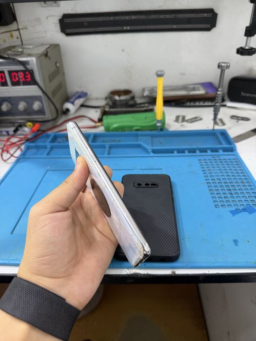 Samsung S10E 128gb срочни сотилади