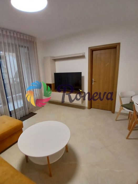 Дава се под наем Двустаен апартамент в Варна, Център - 63 кв.м за 700 € - Снимка #3