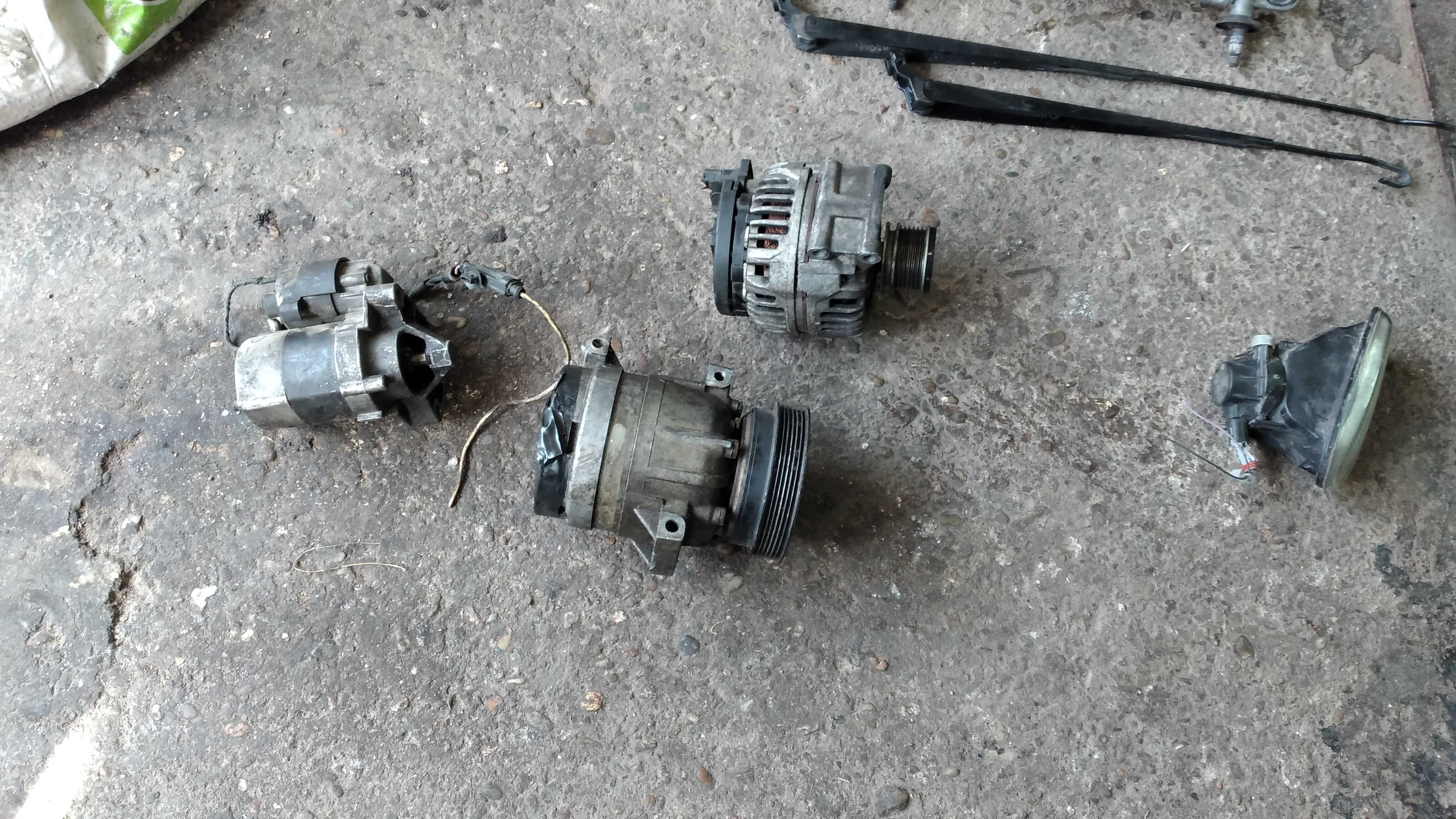 Рено Сценик на части 1.6 107к. гр. Свищов • OLX.bg