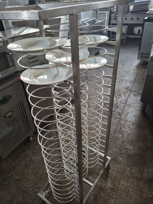 Количка за чинии/ тави за пица