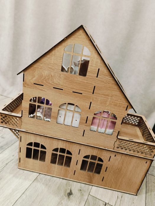 Домик для кукол с мебелью