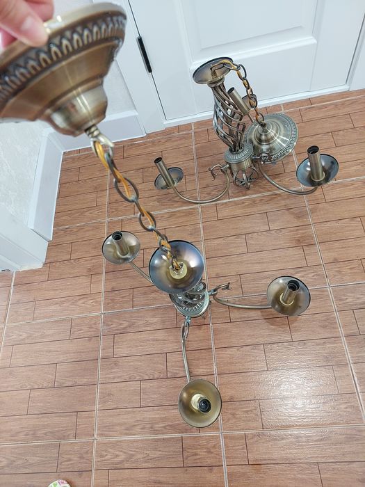 Продаю светильники