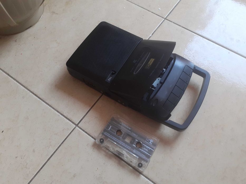 casetofon slim Okano Germania