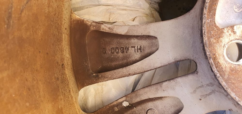 Anvelope 225/65r17 sau Jante 17 Honda originale pentru  Crv sau civic