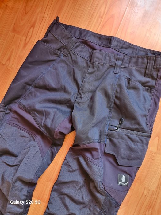 Pantaloni bărbați Mascot Accelerate Stretch, mărimea 52