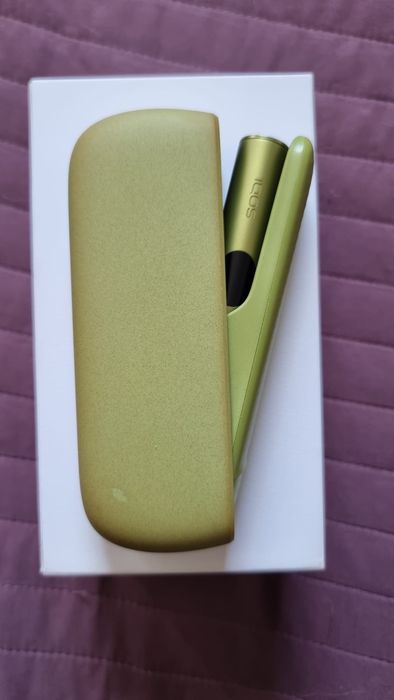 Iqos ILUMA Leaf Green