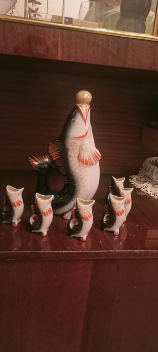 Продам Форфоровые статуэтки