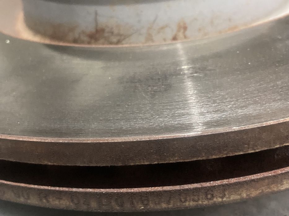 Спирачни апарати+ дискове и накладки за Ауди А6.А4.А8