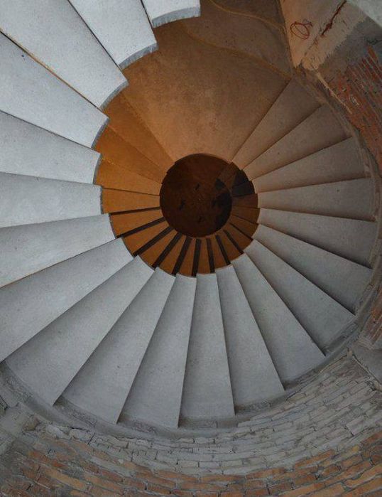 Лестница монолитная