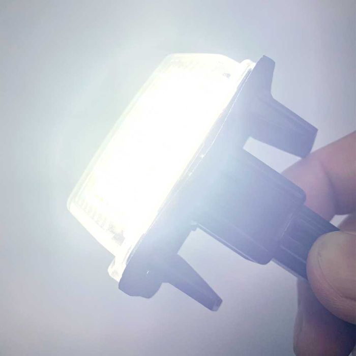 Лед светлини-плафон-Тойота