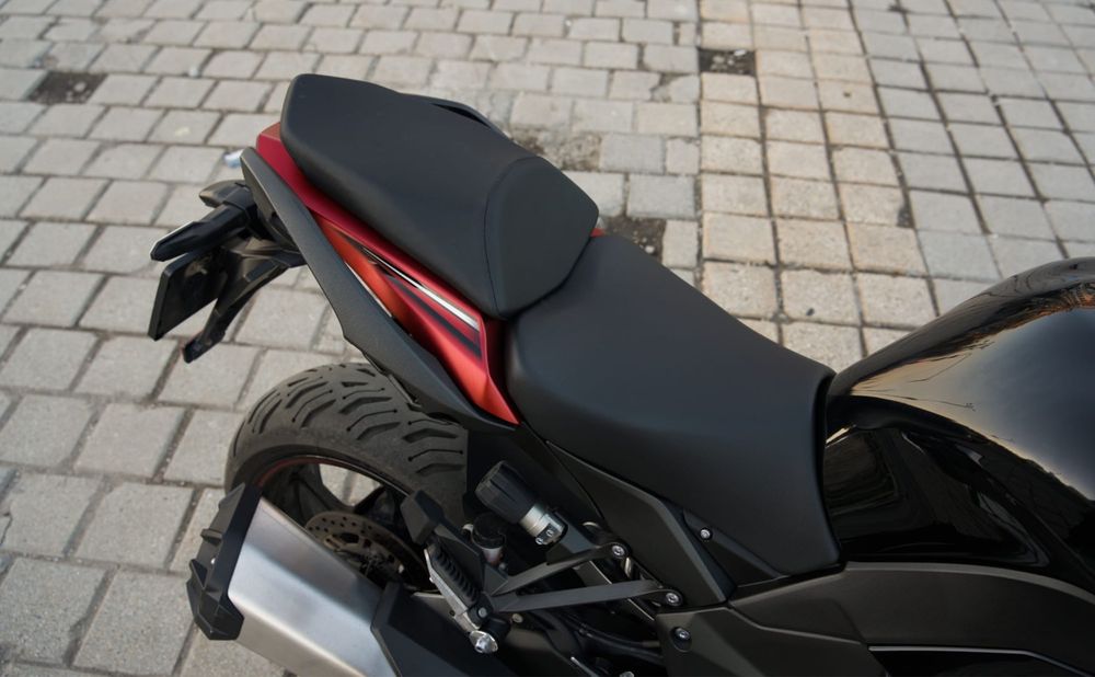 Kawasaki SX 1000