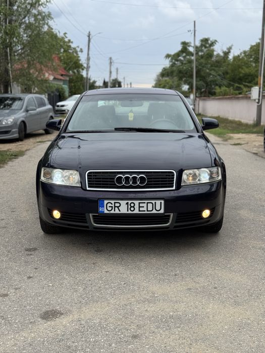 Audi A4 1.6 benzină.