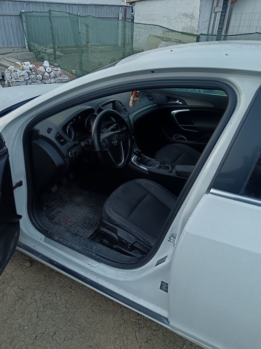 Opel insignia benzina