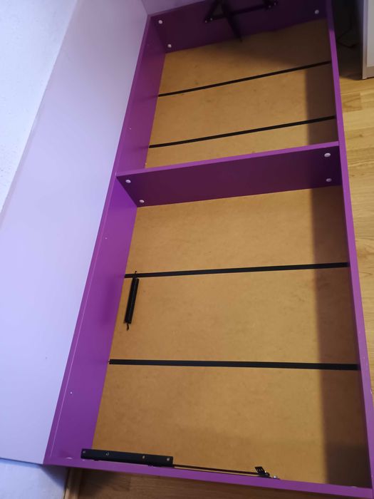 Продавам детско легло