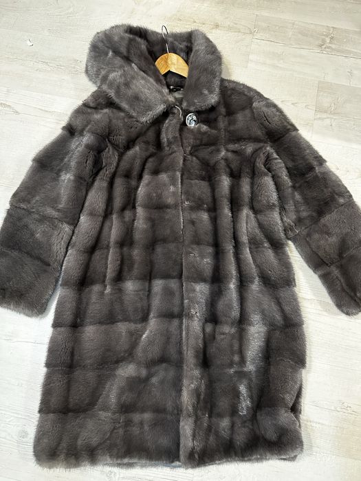 Продам норковую шубу