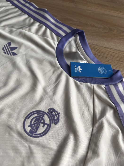 Tricou de fotbal Prezentare Real Madrid marime M adidas Originals