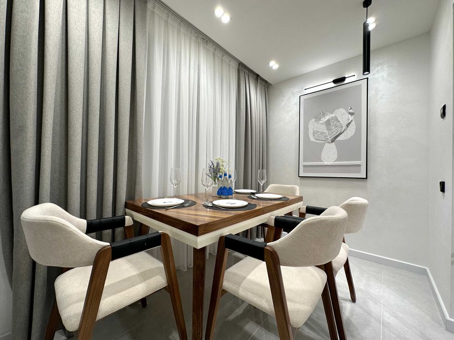 СРОЧНО Продается 3в4 комнатная Мирабад ул Фидокор кирпич балкон 2х6