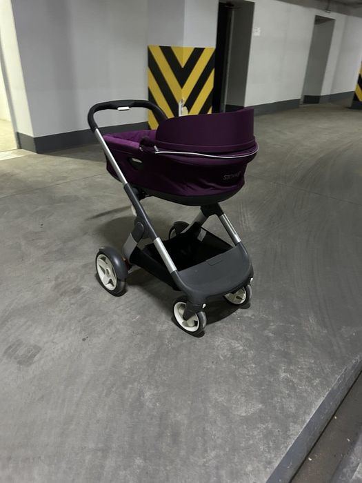 Продаю коляску Stokke