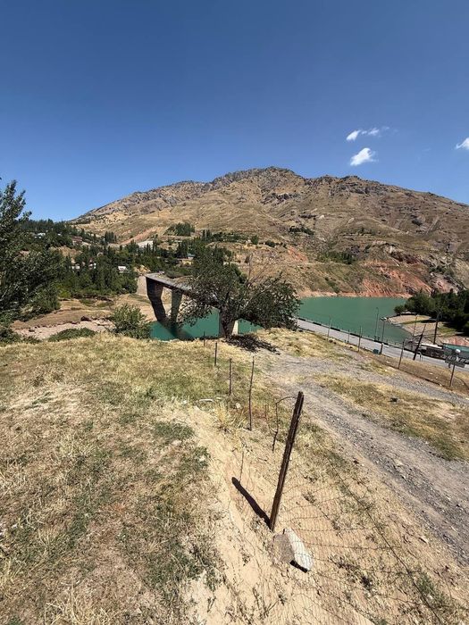 Burchumulla  hovli joy sotiladi