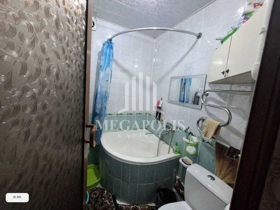 Buxoro shaharda 2 xonali kvartira arzon narxda sotiladi.№306