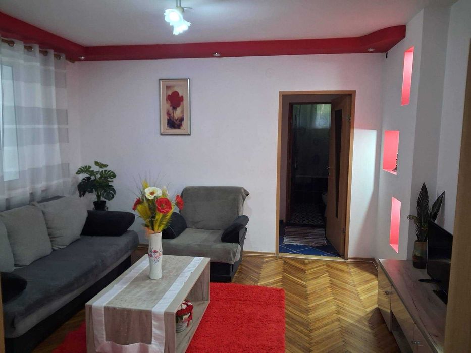 Chirie - apartament 2 camere + birou – Deva, zonă ultracentrală