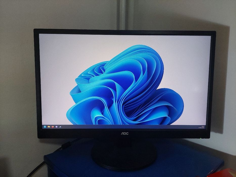 Monitor 23" AOC Full HD cu hdmi