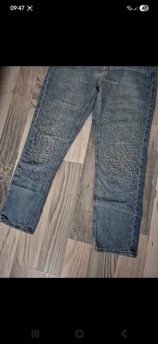 Blugi cu pietricele talie înaltă