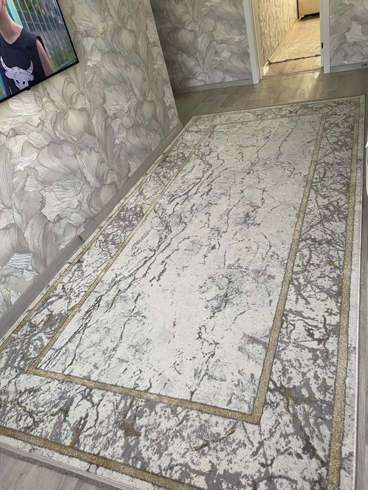 Продам ковер 2/4