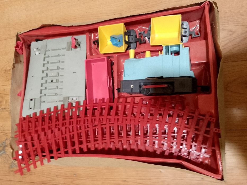 Советская игрушка железная дорога