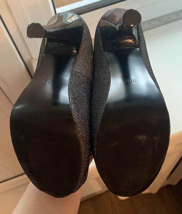 Продам туфли с открытом носком недорого