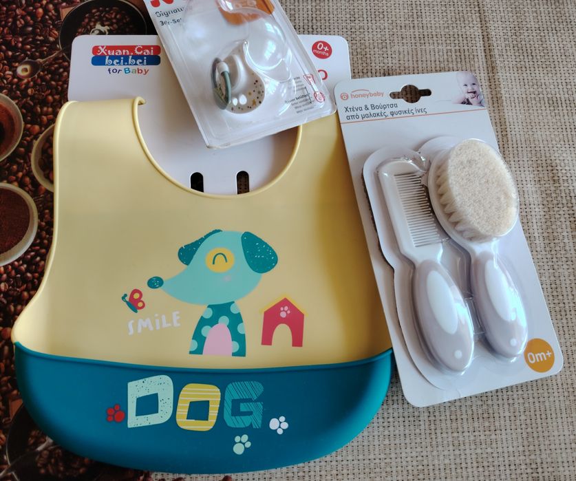 Лигавник, биберон 0-6м. и четка с гребенче